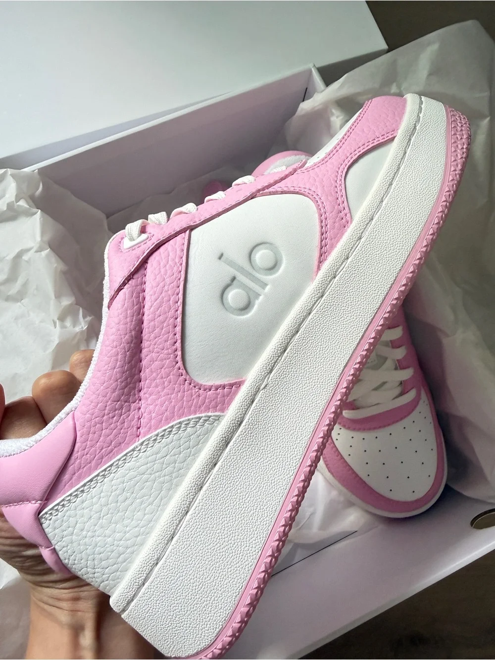 Brand New ALO Yoga Pink and White Recovery Mode Sneaker with box